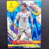 Thomas Müller (#030/150) – Blue Raywave Refractor – 2024-25 Topps Finest UEFA Club Competitions (Bayern Mníchov)