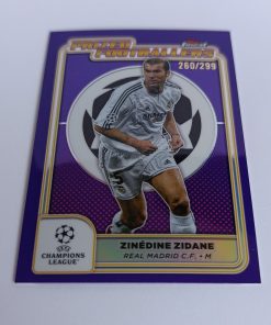Zinédine Zidane (Real Madrid, Francúzsko) – Prized Footballers Purple Refractor – 2024-25 Topps Finest UEFA Club Competitions #260/299 – Obrázok 4