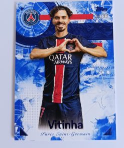 Vitinha (Paris Saint-Germain, Portugalsko) – Blue Parallel – Topps PSG Official Club Product #51/99
