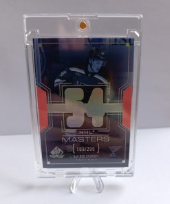 Dalibor Dvorský (St. Louis Blues, Slovensko) – 2025-26 Upper Deck SP Game Used NHL Masters #109/299 – Obrázok 5